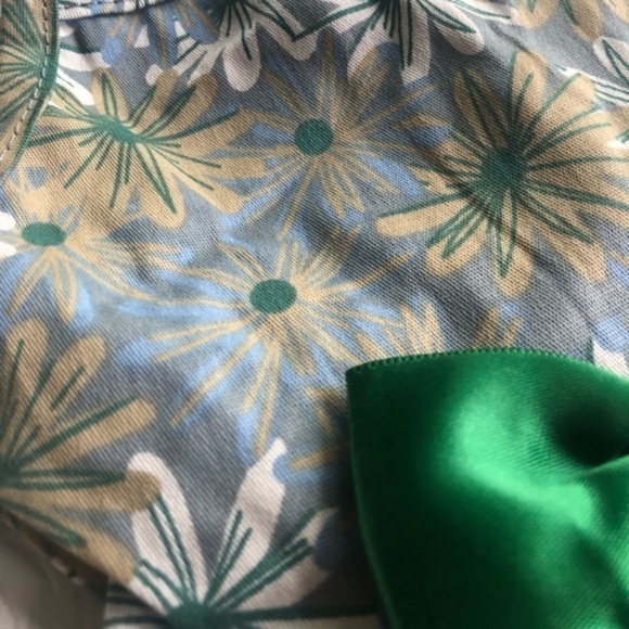 Small Dog Or Cat Floral Summer Dress With Bow Tie- NEW - Picture 5 of 7